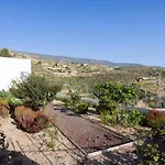 بيت للعطل Mountain, Seaviews, And Pool Relax By Sunkeyrents *